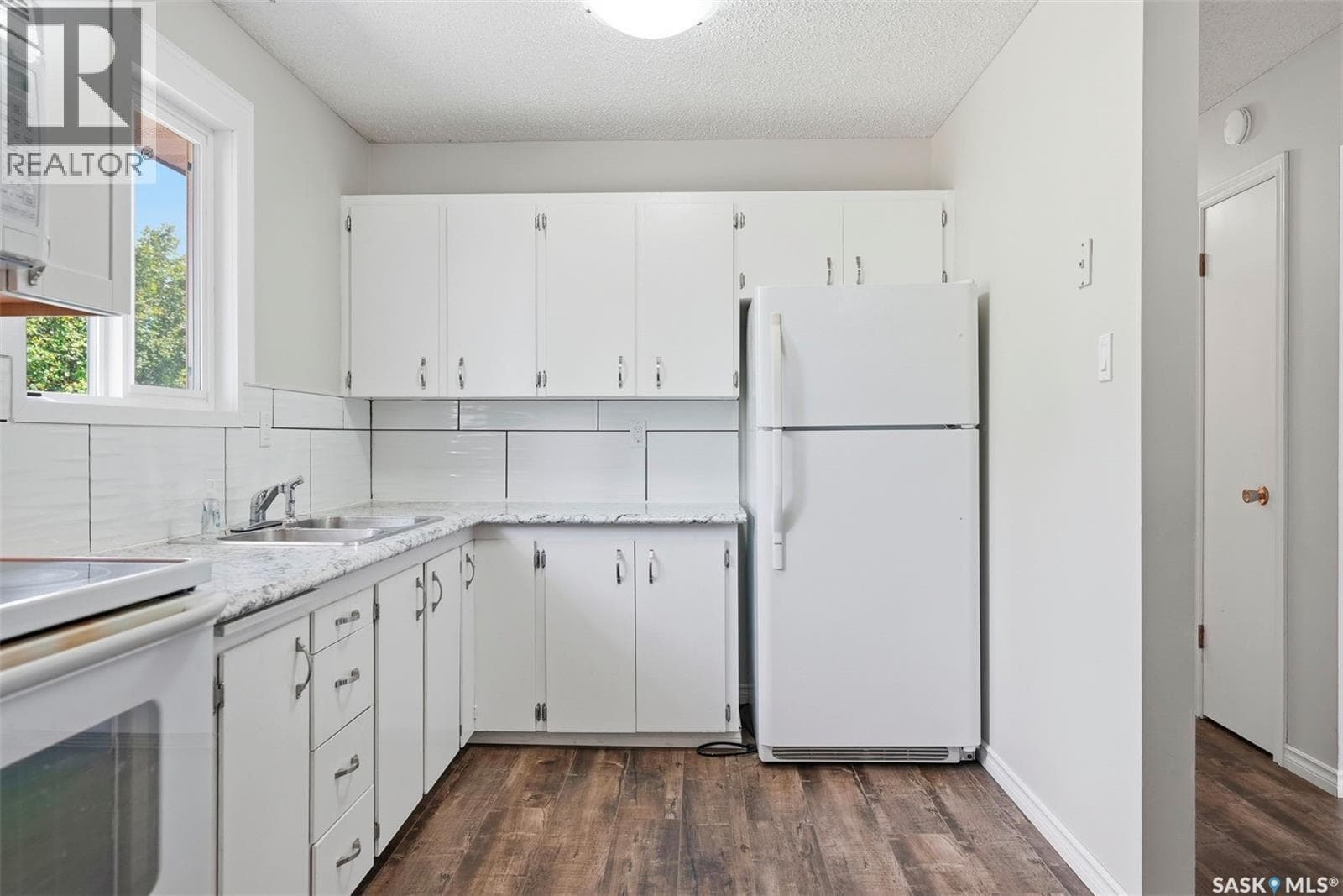 3 bed 2 bath single family at 106 Sclandens PLACE — $279,900 — photo 7