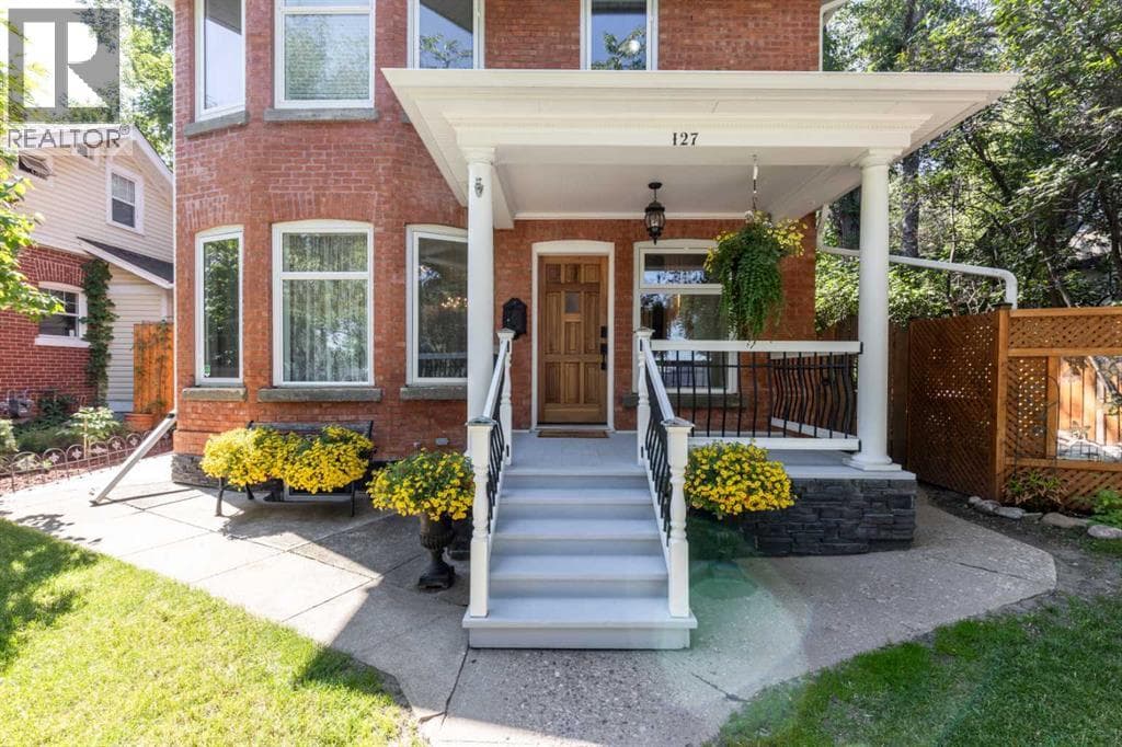 127 1 Street SW — photo 2