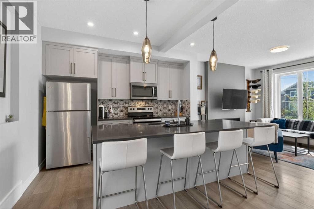 394 Sundown Road — photo 4