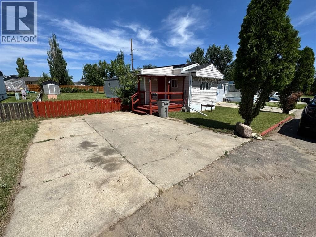 13, 4000 13 Avenue SE — photo 2