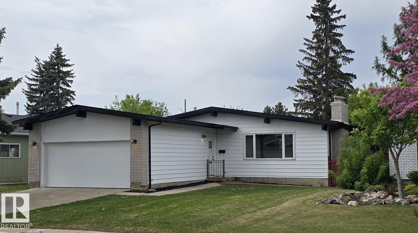 18526 86A AV NW