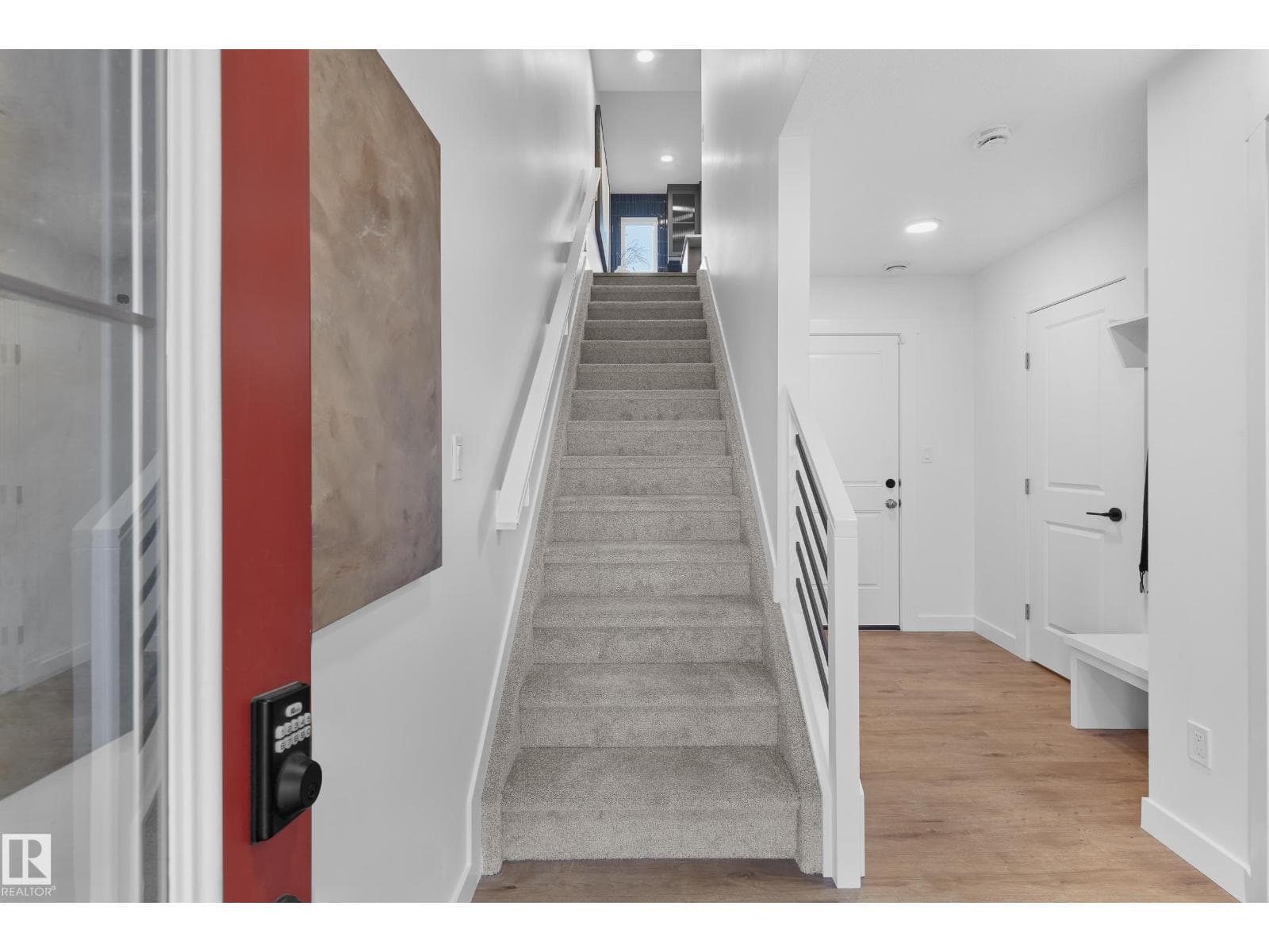 2032 MARQUIS WY NE — photo 2