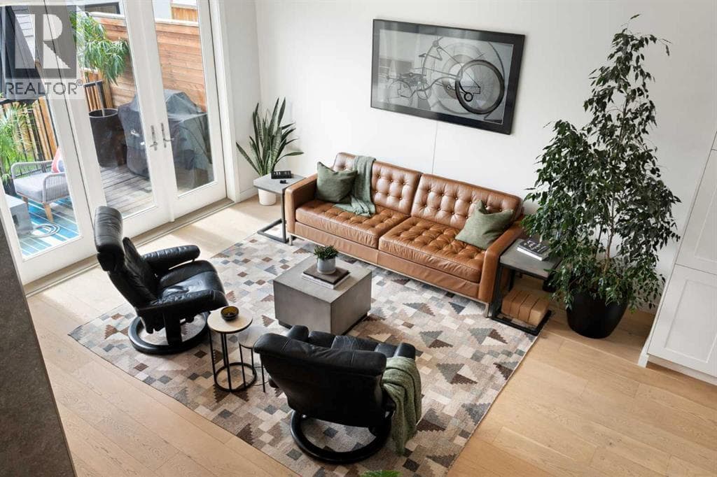 1141 Renfrew Drive NE — photo 4