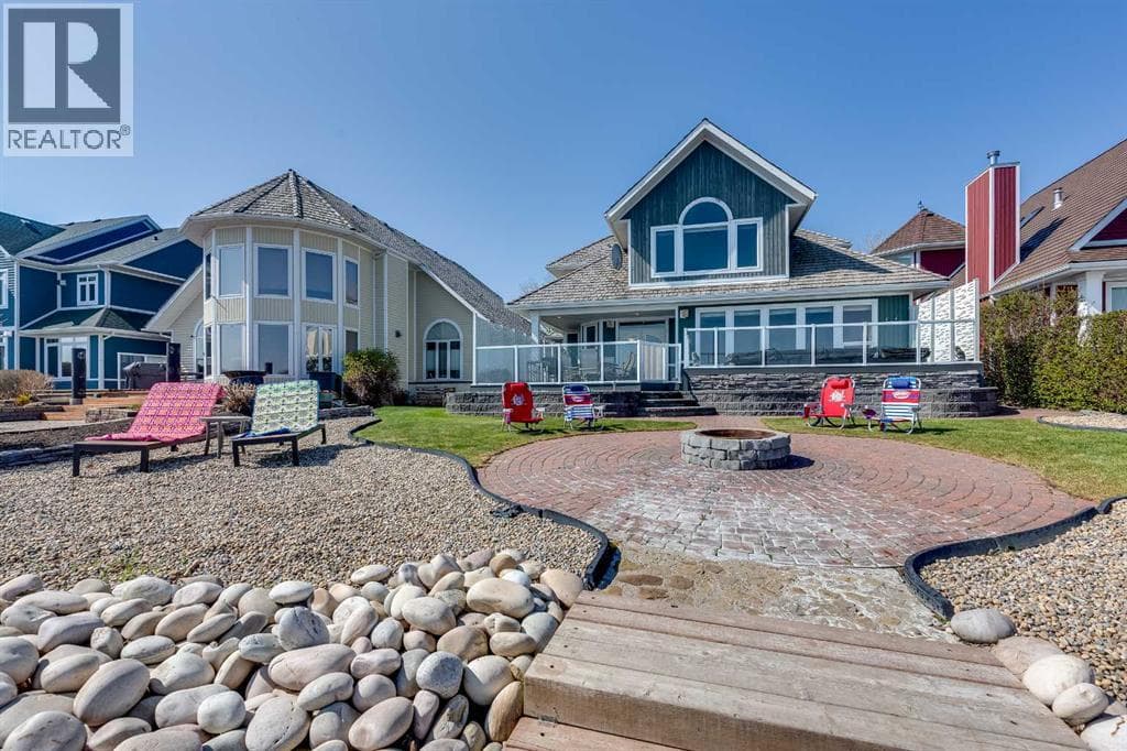 384 Marina Bay Place