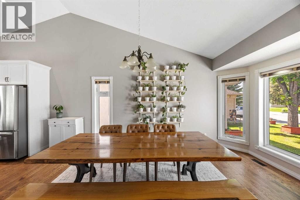 17 Sunset Crescent — photo 3