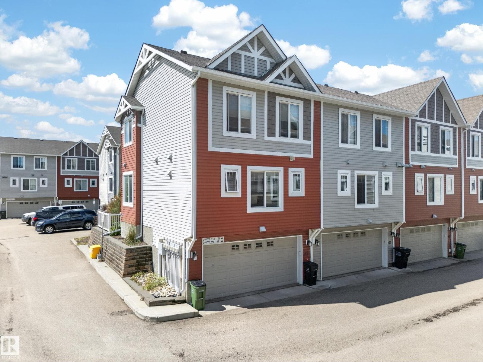 #64 655 TAMARACK RD NW — photo 2
