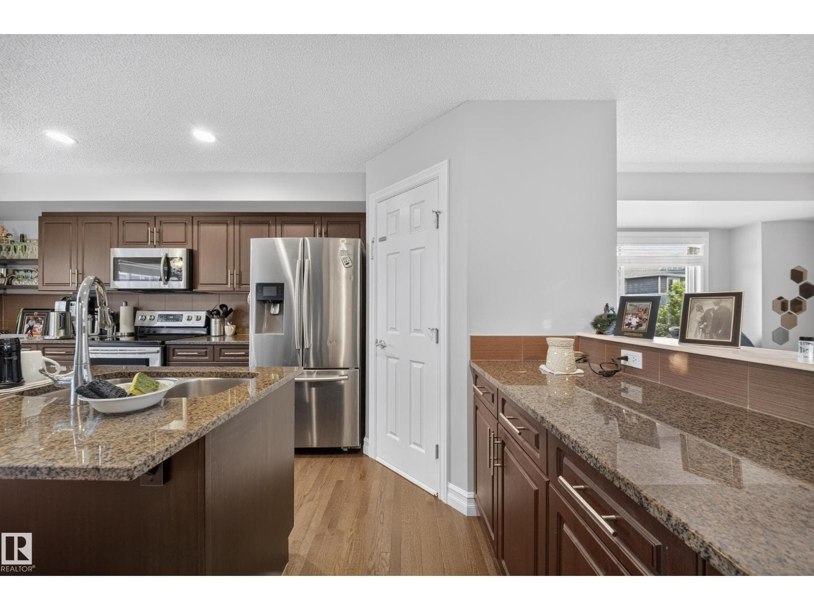 #64 655 TAMARACK RD NW — photo 5