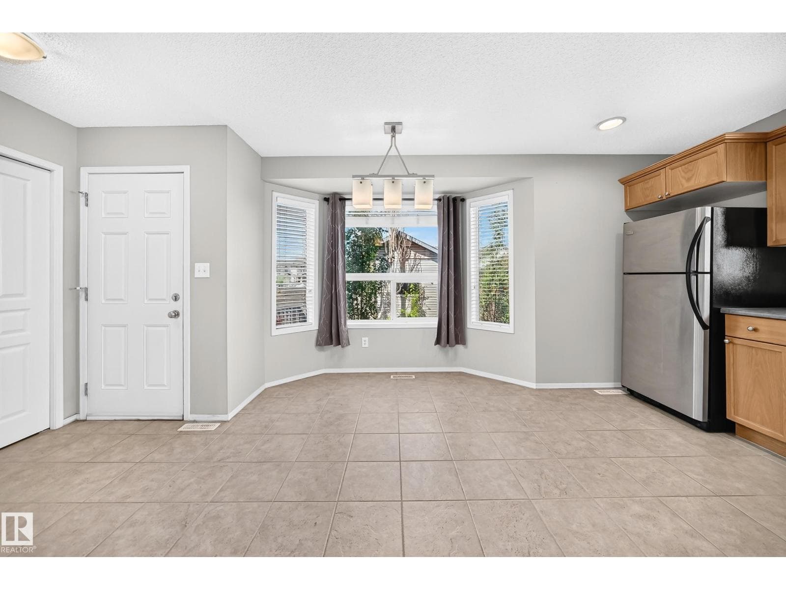 3 bed 3 bath single family at 9204 SCOTT LN NW — $430,000 — photo 11