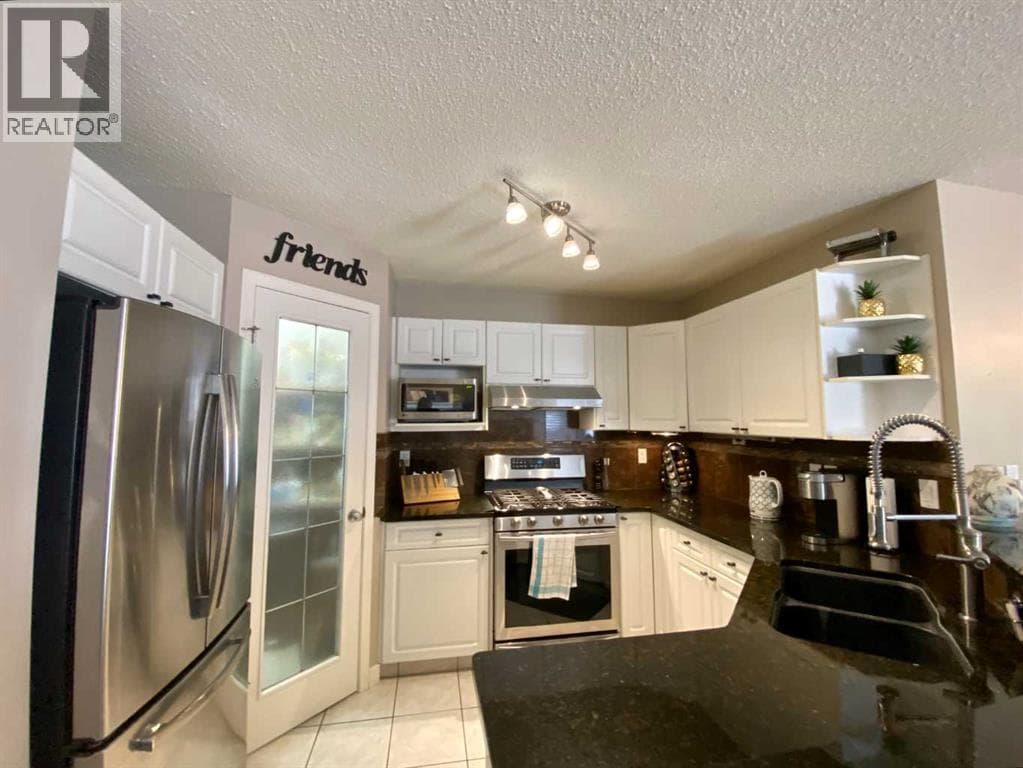 10 Elgin Drive SE — photo 3
