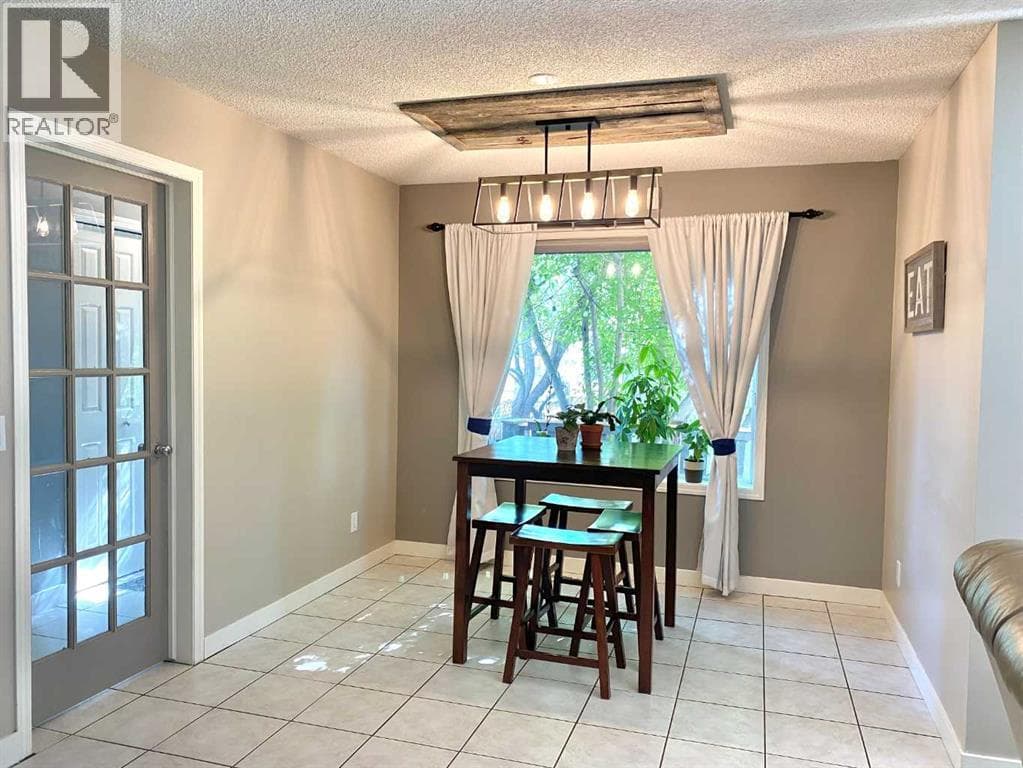 10 Elgin Drive SE — photo 5