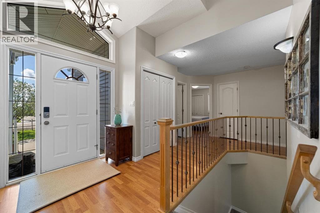 313 Hanson Street — photo 3