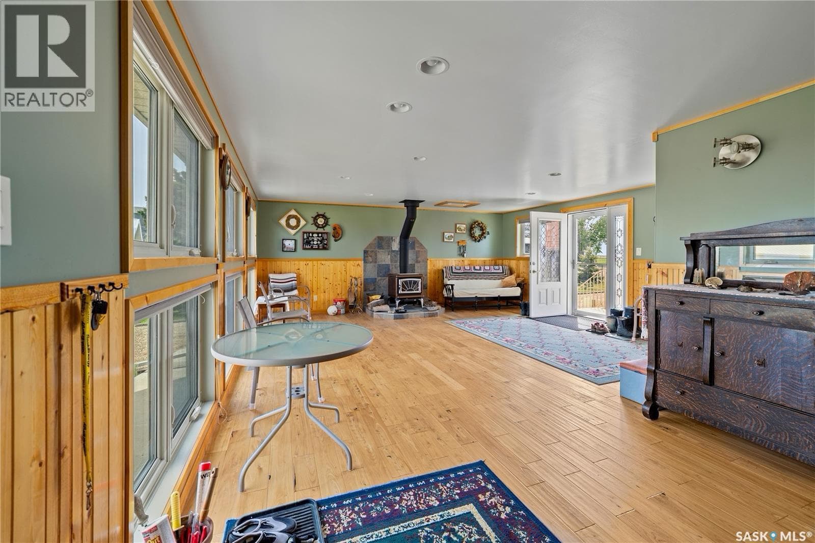 400 Lakeshore DRIVE — photo 5