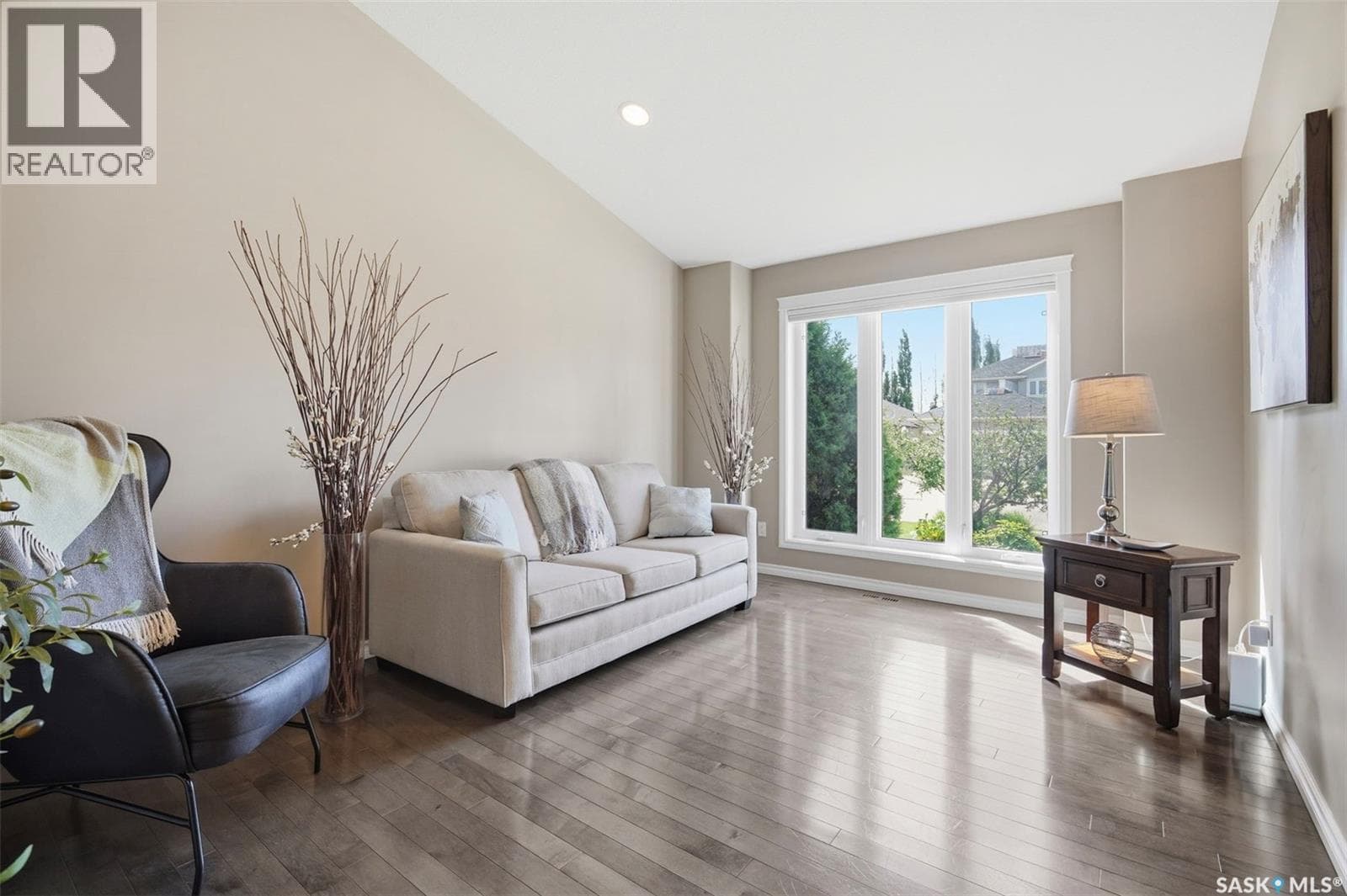 310 Borlase COVE — photo 3