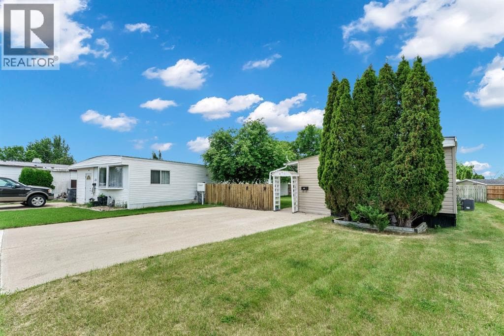36, 2460 Southview Drive SE — photo 3