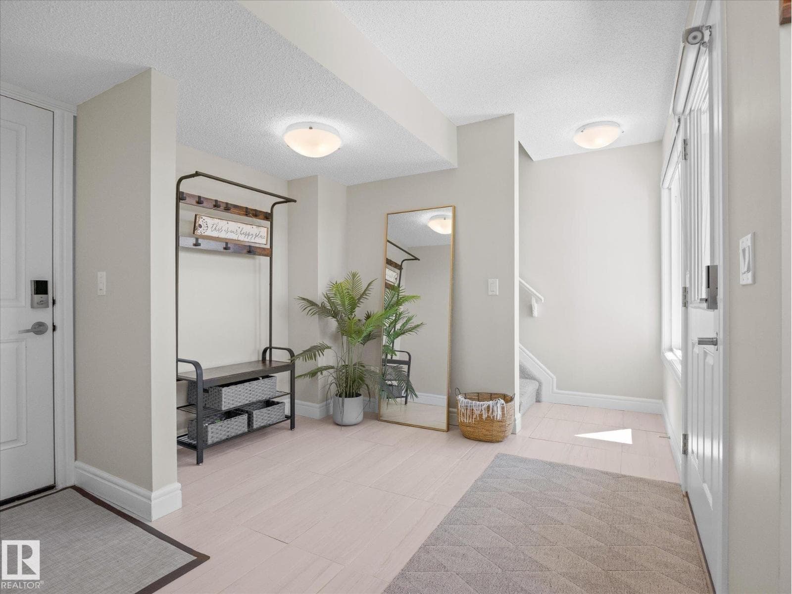 #16 330 BULYEA RD NW — photo 5