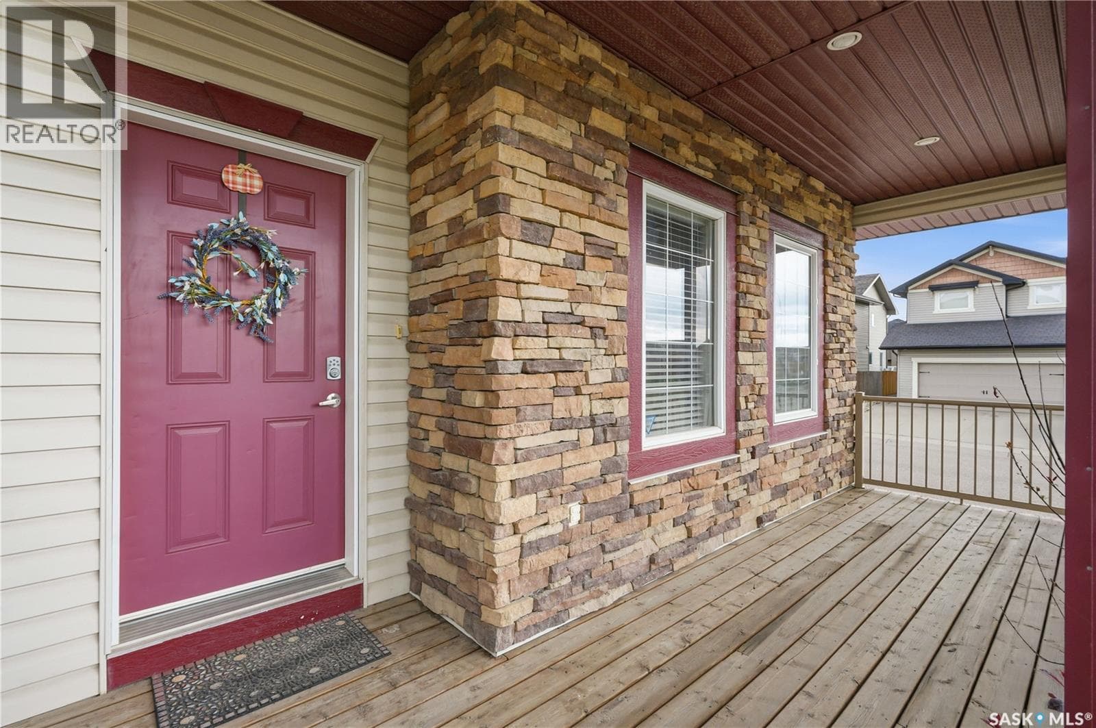 531 Gordon ROAD — photo 2