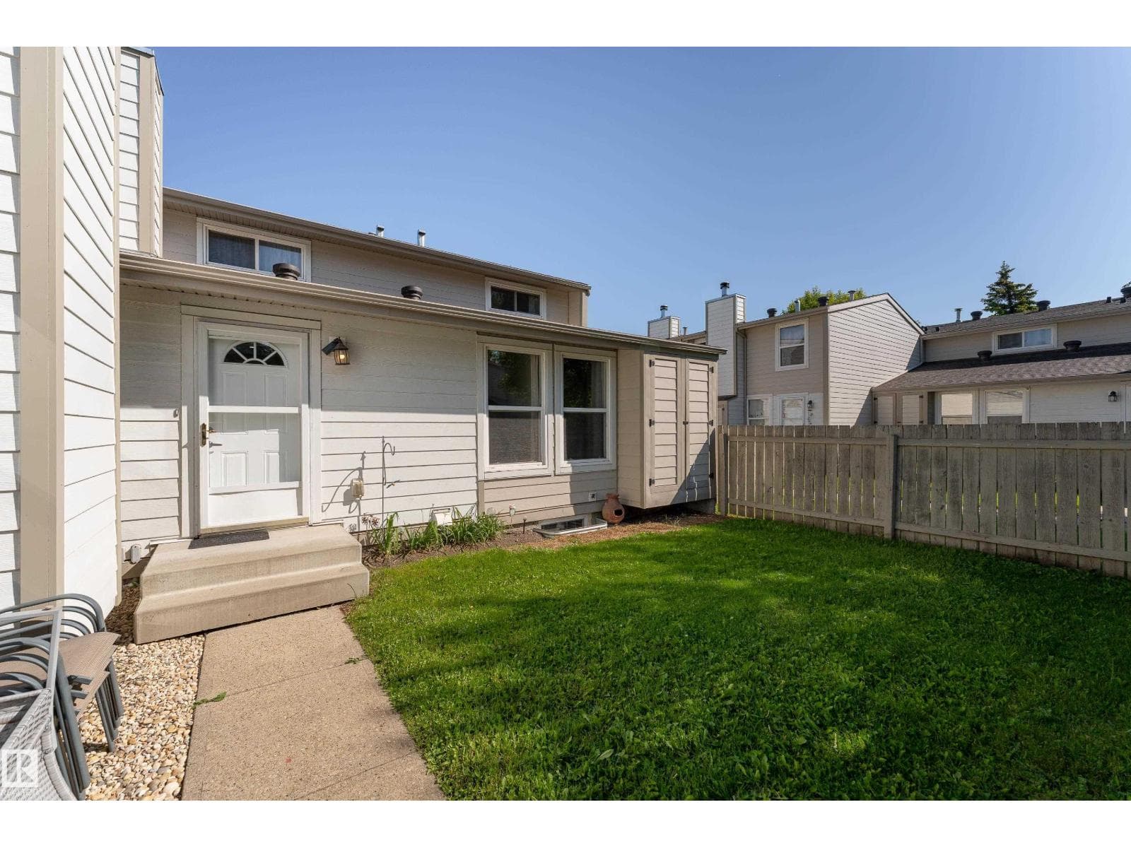 1164 KNOTTWOOD RD E NW — photo 5