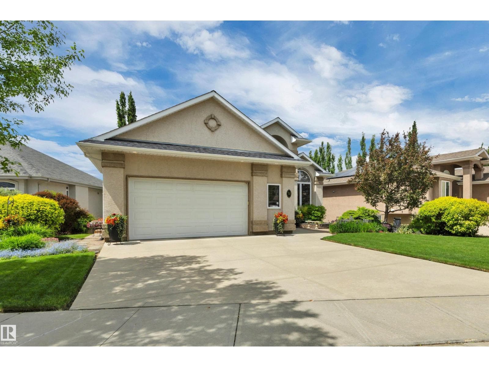 38 SHORES DR — photo 2