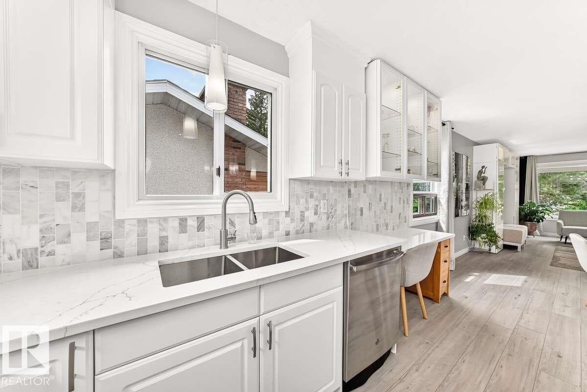 83 Lorraine CR — photo 5