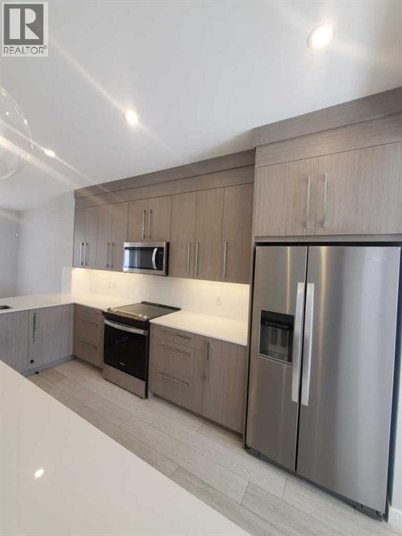 1045 West Lakeview Drive — photo 4