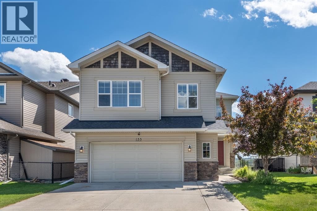 135 Drake Landing View — photo 2