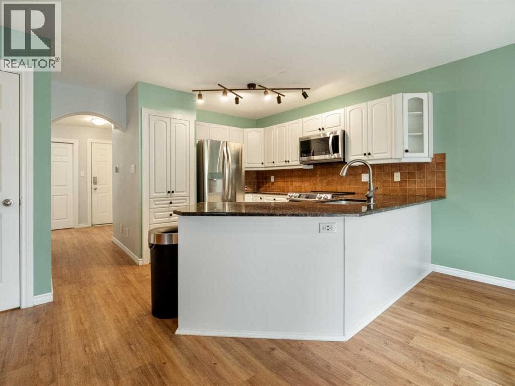 123 Stoney Crescent W — photo 4