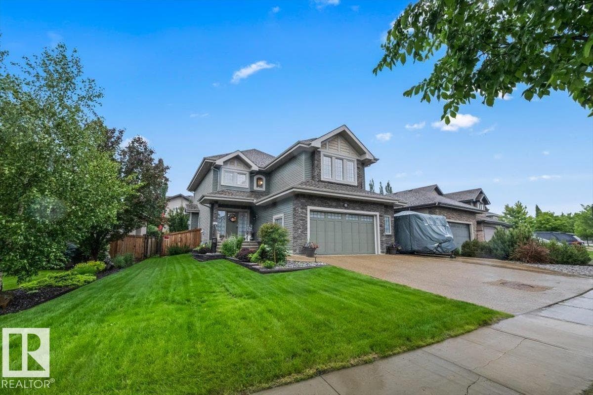 45 LACOMBE DR