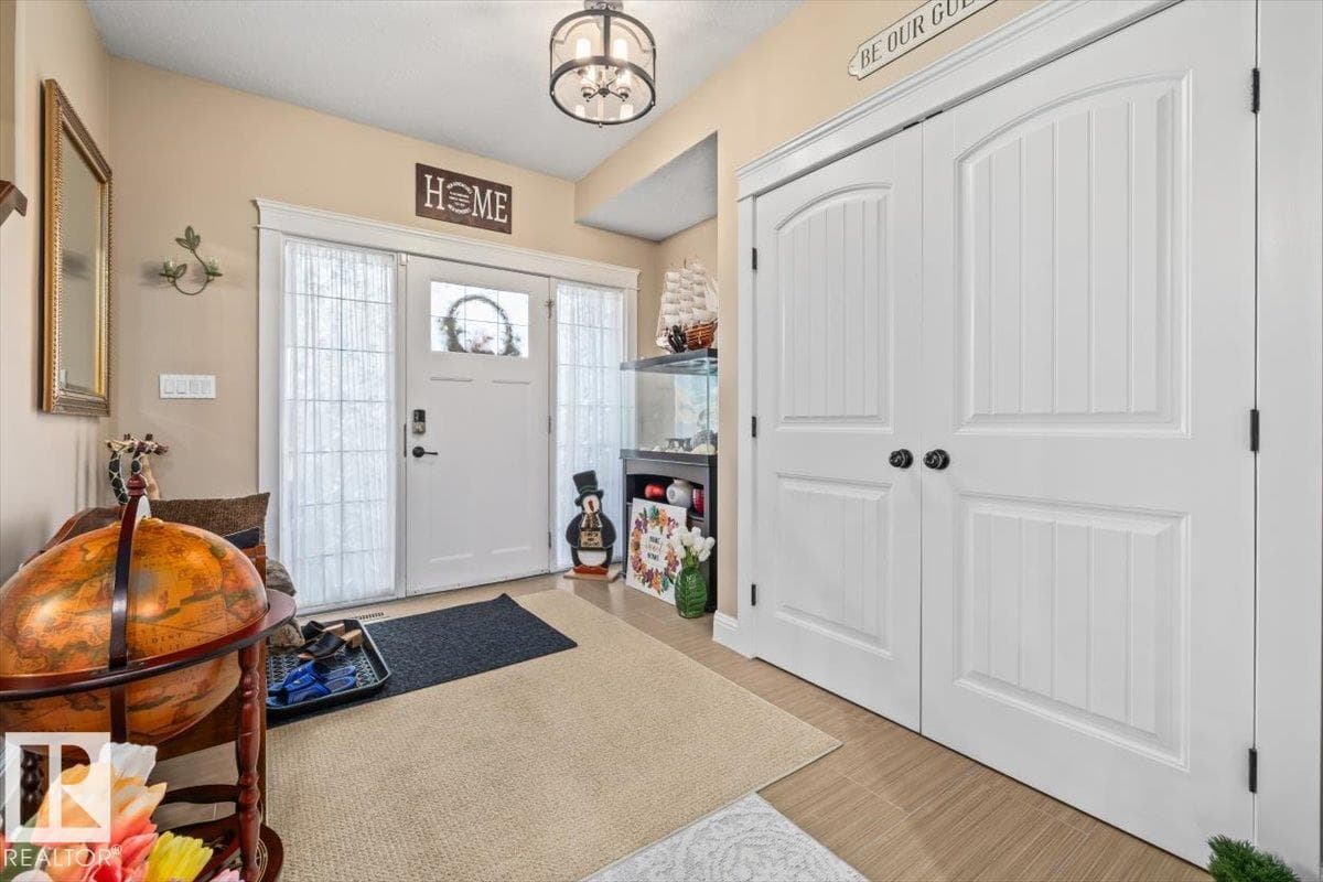 45 LACOMBE DR — photo 3