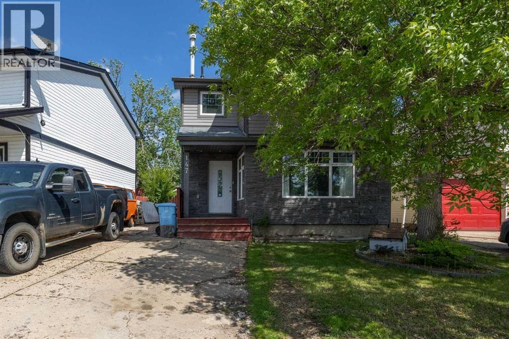 147 Windsor Drive — photo 2
