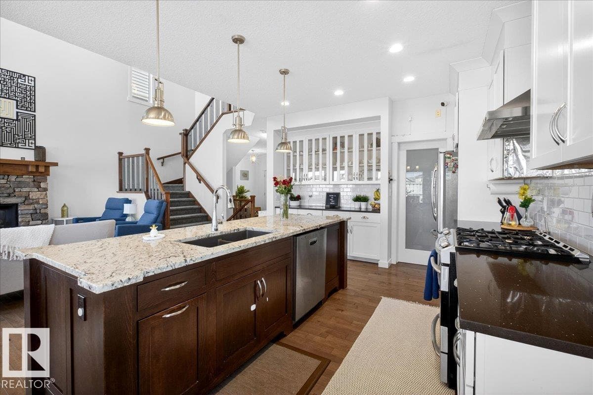 3936 CLAXTON LO SW — photo 5