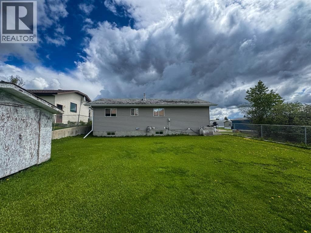 21 Tressa Street — photo 2