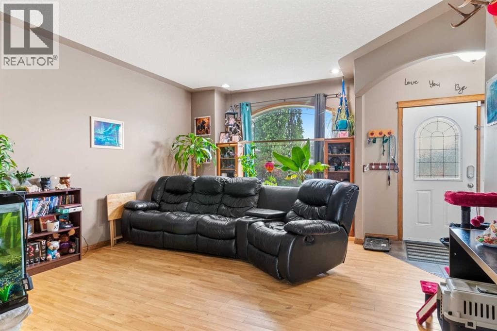 210 Morris Place — photo 5