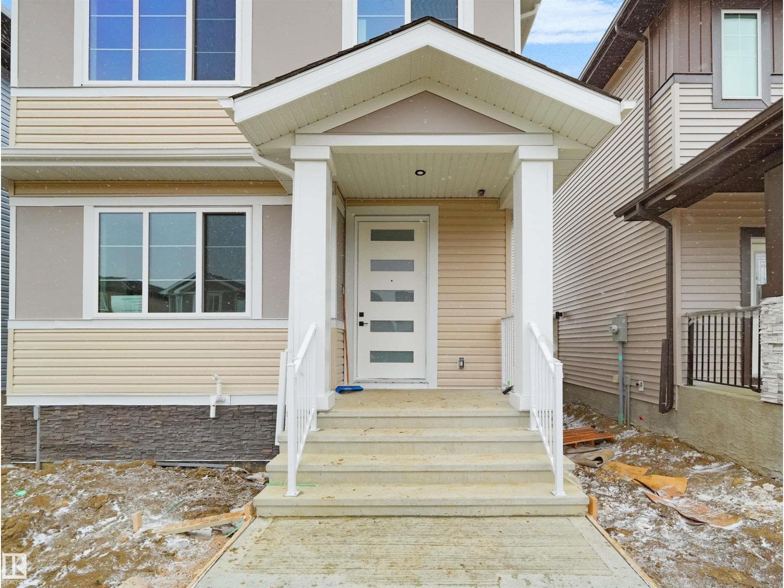 332 ROBERTS WD — photo 3