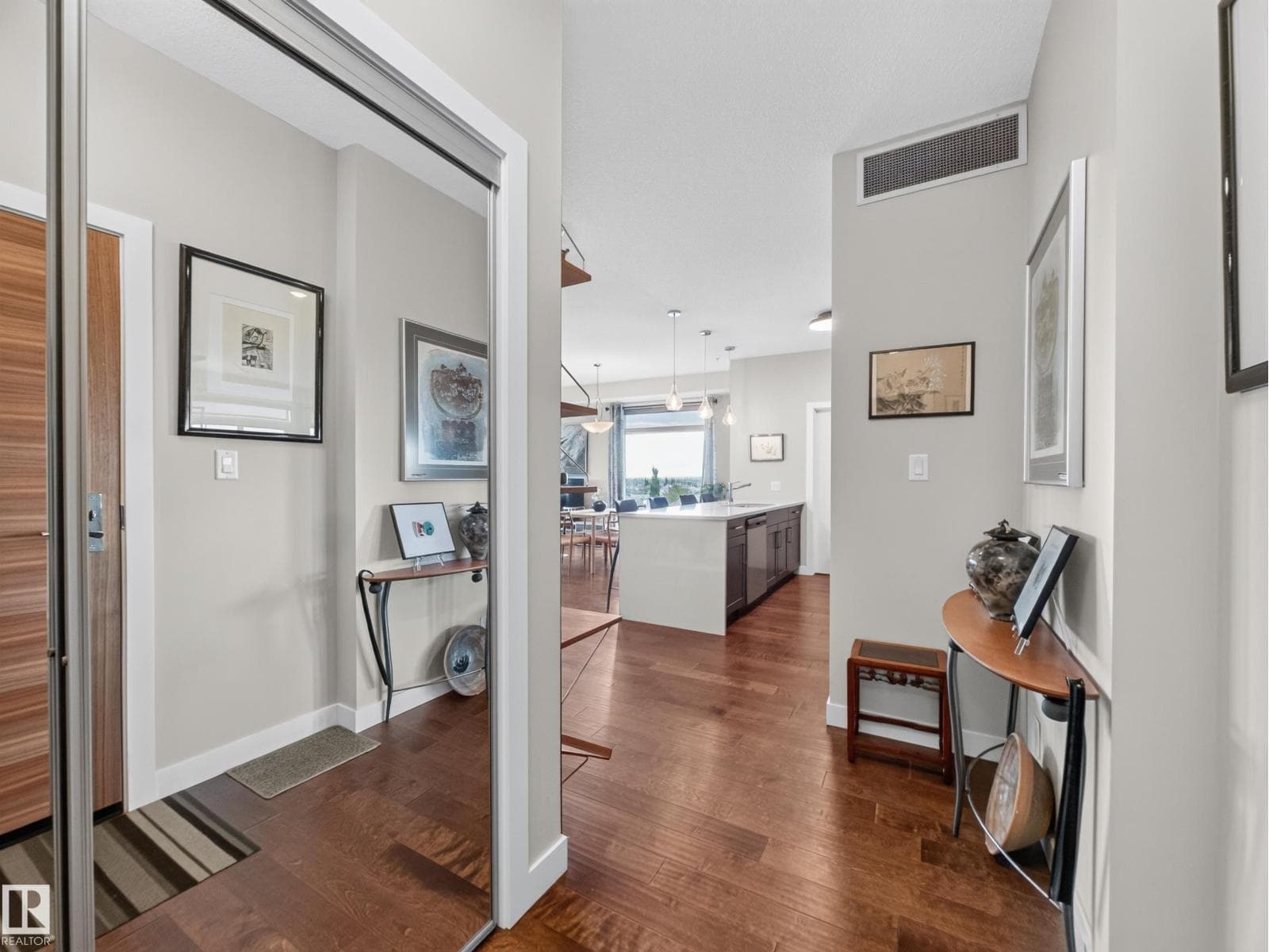 #412 625 LEGER WY NW — photo 3