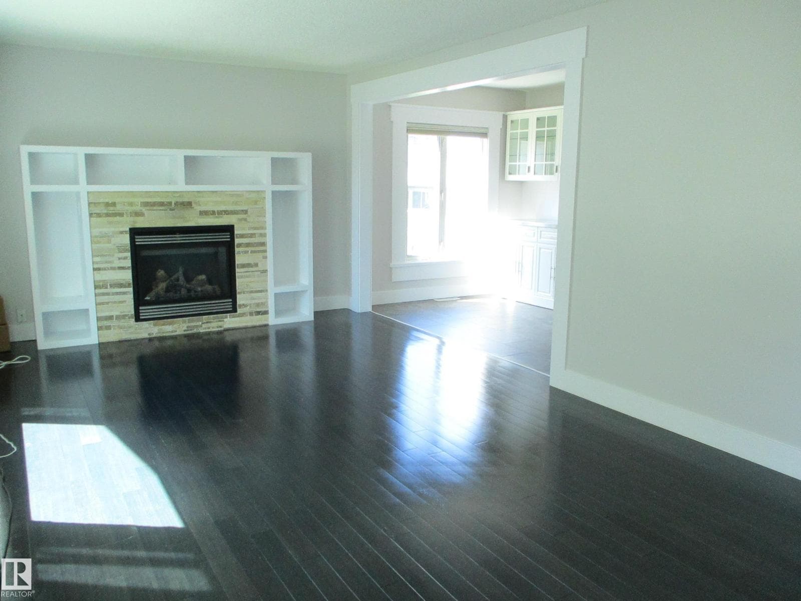 10946 165 ST NW NW — photo 5