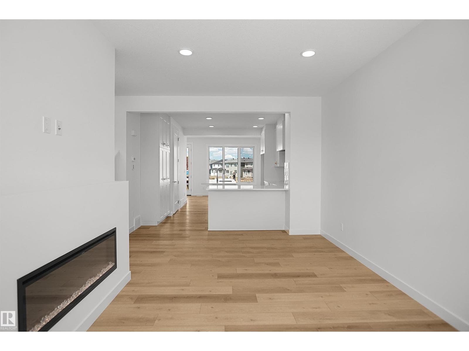 1308 9 ST NW — photo 3