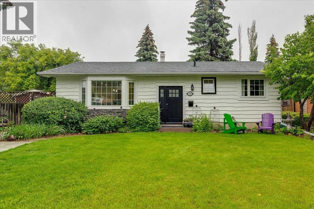 109 Selkirk Boulevard