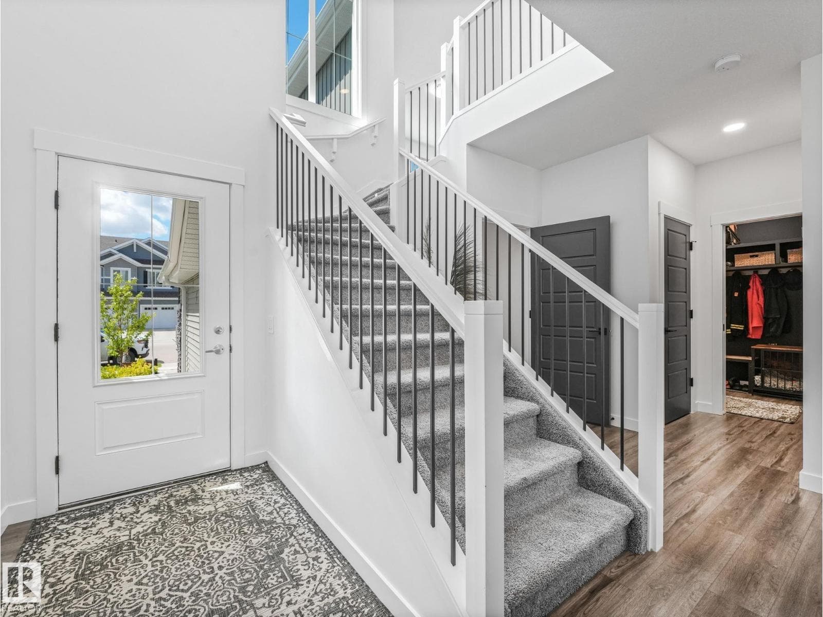 7151 EDGEMONT WY NW — photo 3