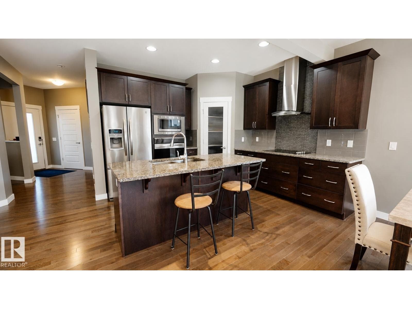 110 MEADOWLAND WY — photo 4