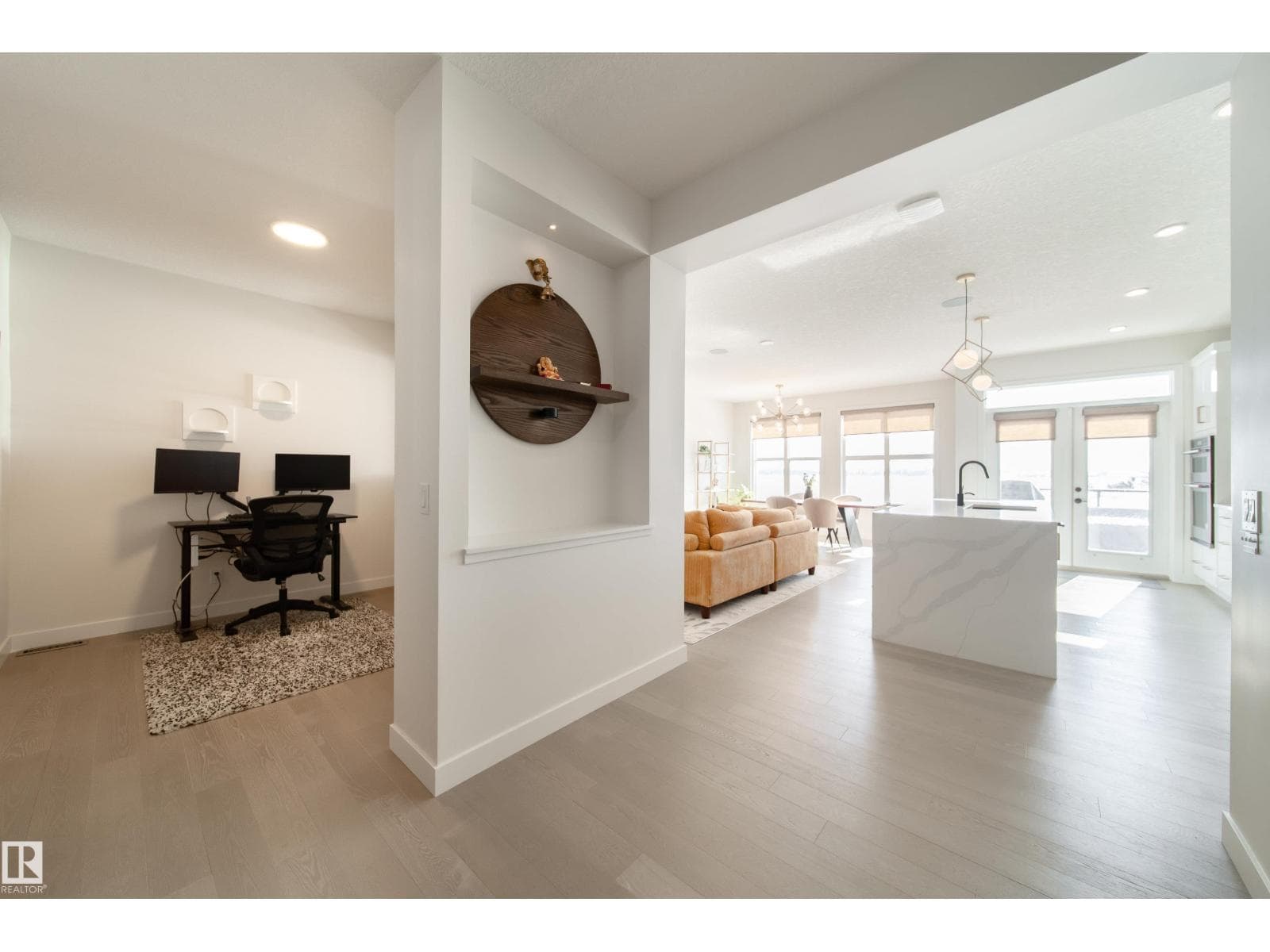 19 STURTZ PL — photo 4