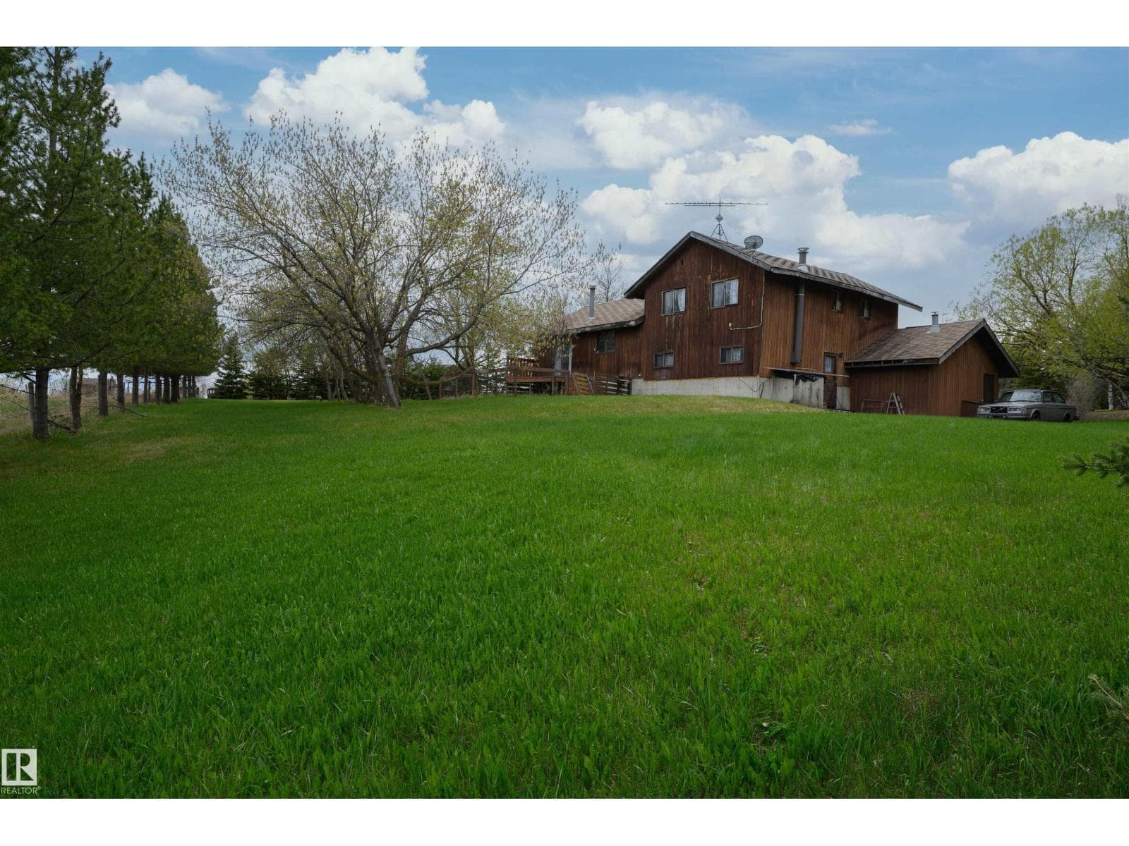 #37 21032 TWP ROAD 540 — photo 3