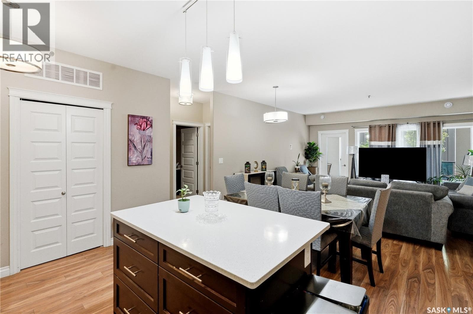 107 423 Nelson ROAD — photo 3