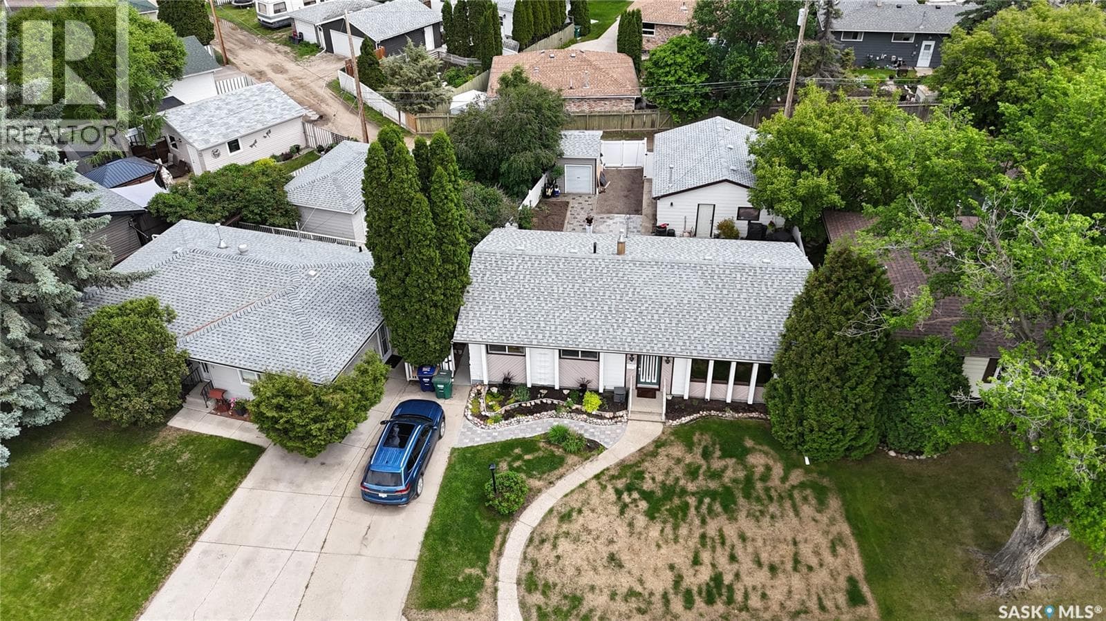 10 Stewart AVENUE