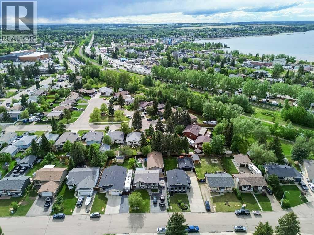 16 Willow Street — photo 3