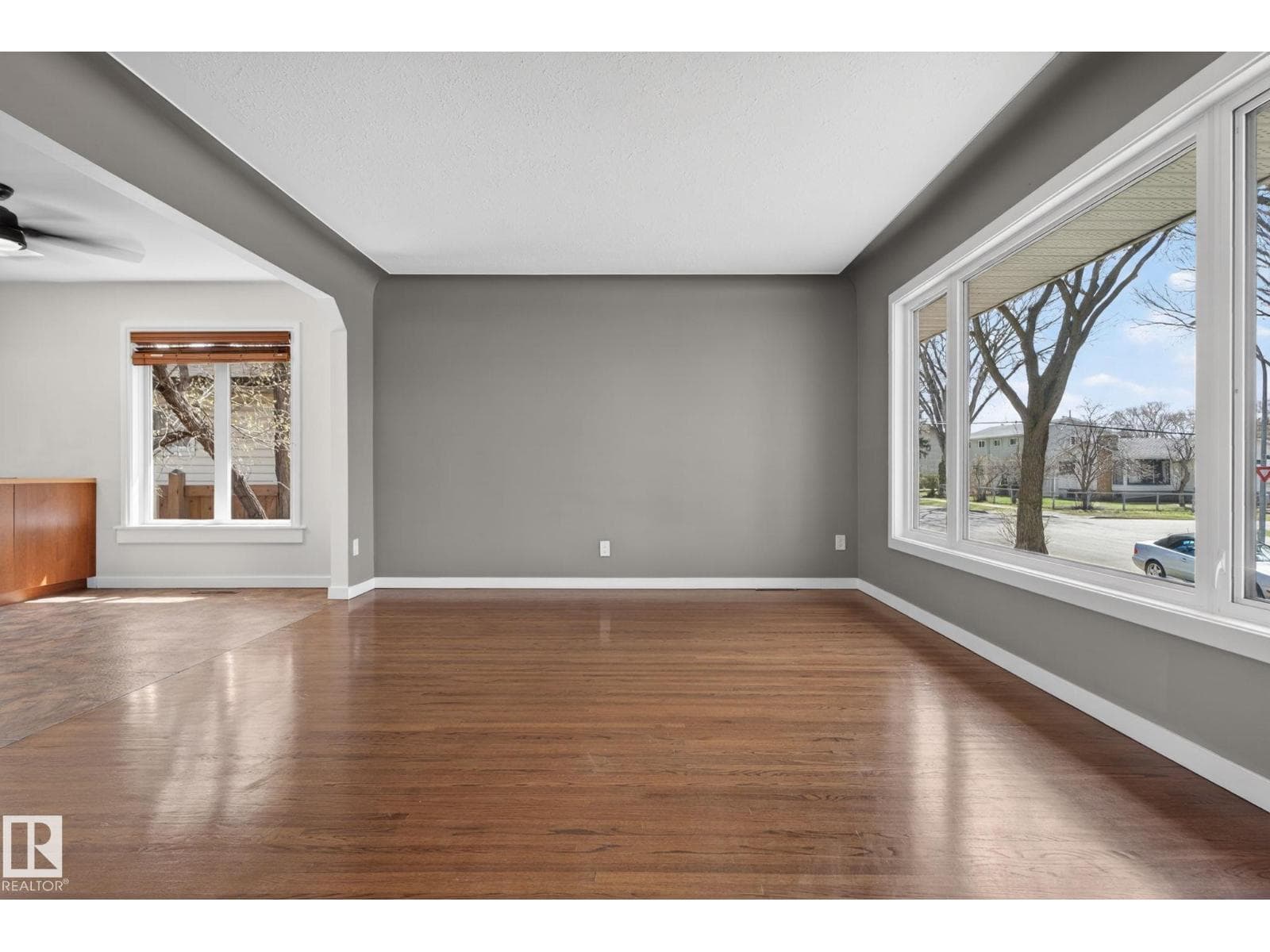10409 83 ST NW — photo 5