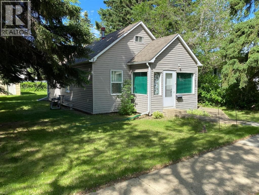 5316 47 Street — photo 2
