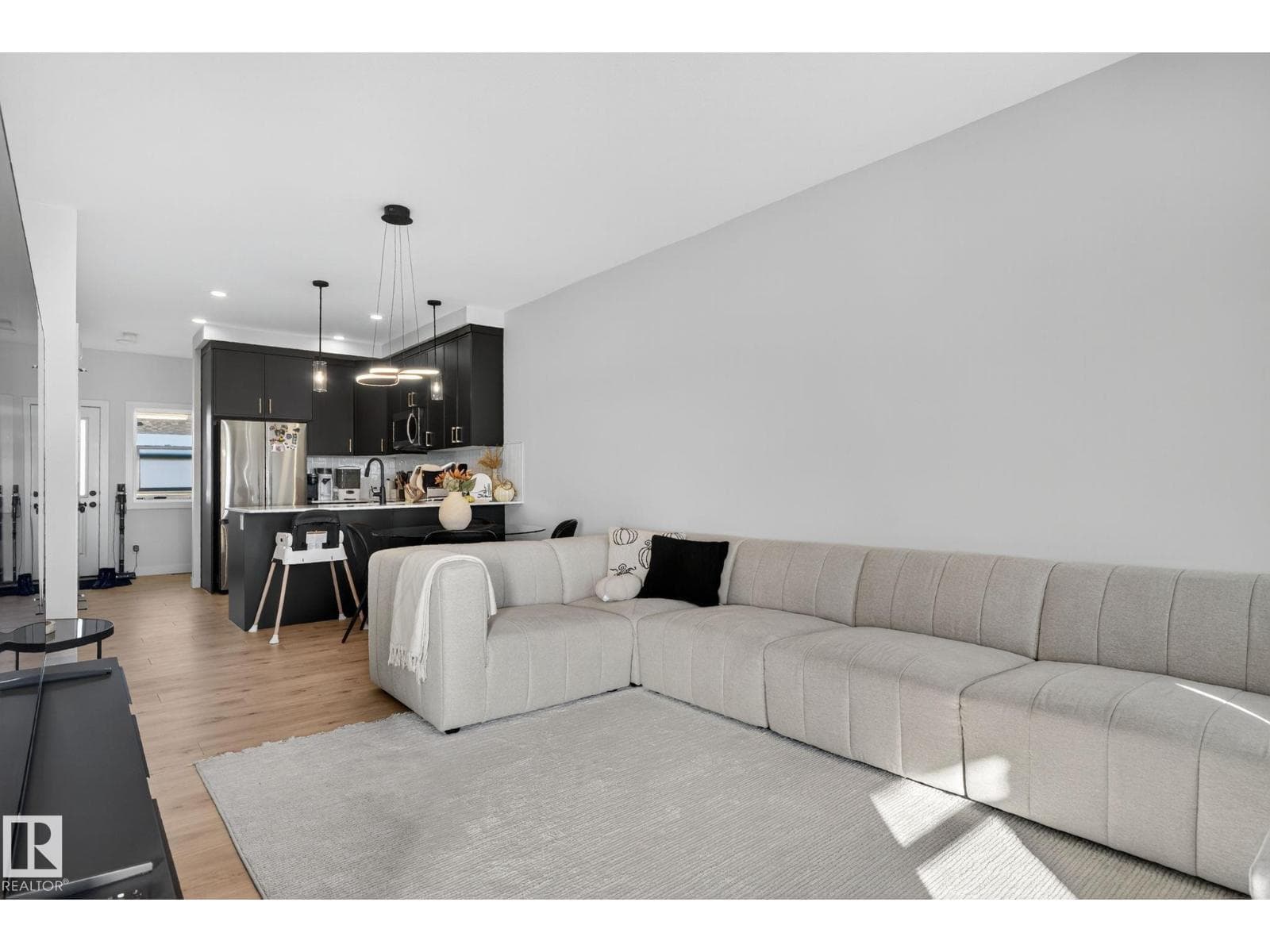 382 CRYSTALLINA NERA DR NW — photo 5