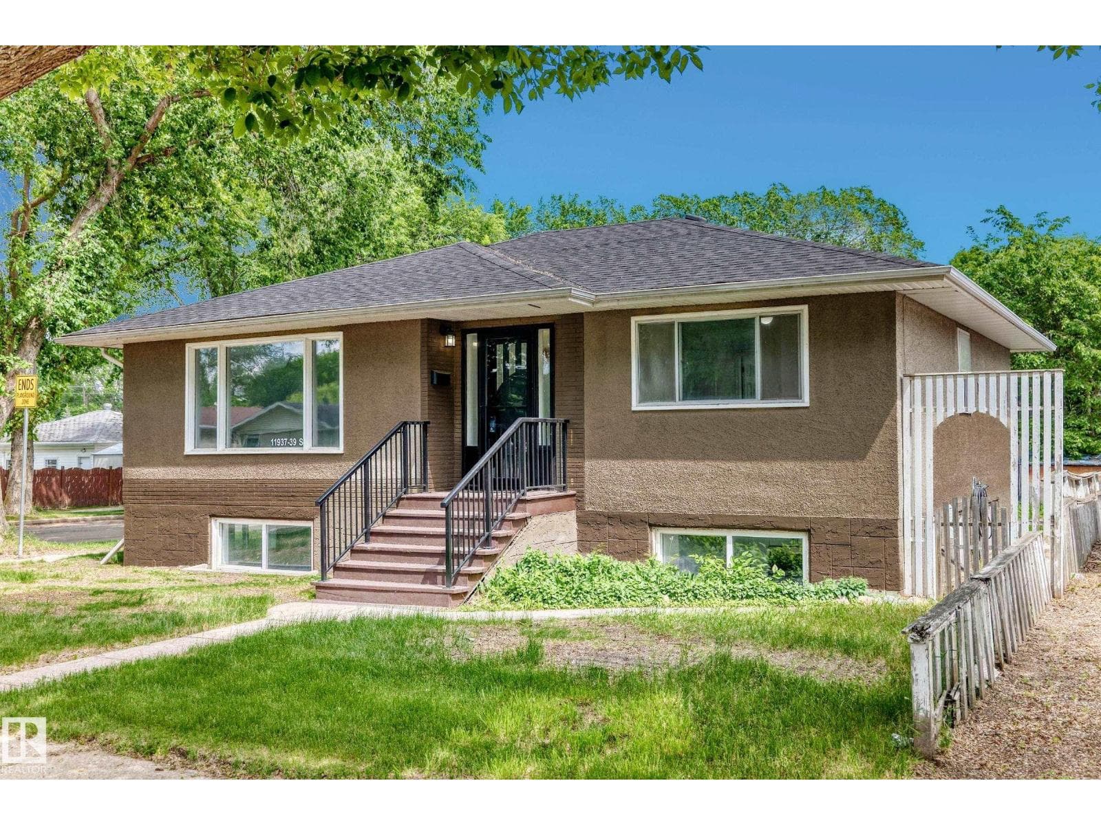 11937 39 ST NW NW — photo 3