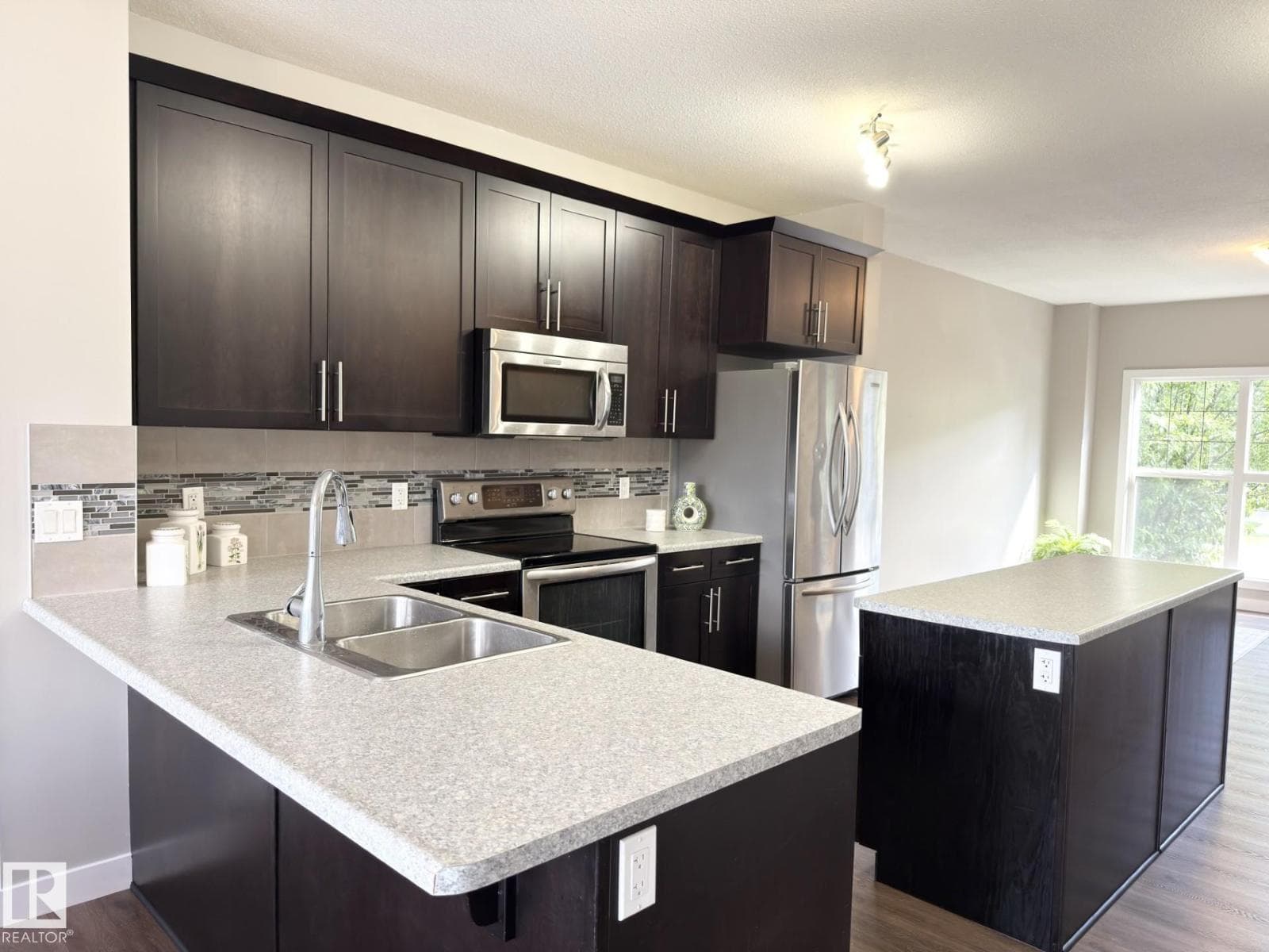 3110 PAISLEY RD SW — photo 4