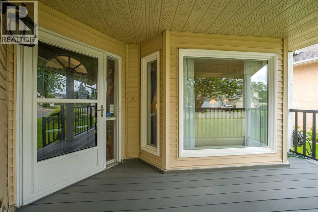 308 Douglasbank Drive SE — photo 4